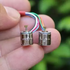 Micro Miniature Stepper Motor 8mm 2-Phase 4-Wire With Copper Gear For Camera Lenses - Image 2