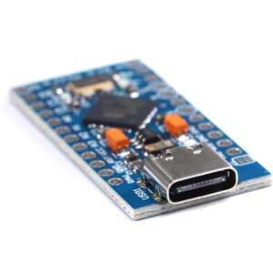 Pro Micro with Atmega32U4 chip Development Board, AYWHP 1 PCS Pro Micro 5V/16MHz Nano microcontroller Development Board with Built-in USB updater Type-C Interface Compatible with Arduino IDE