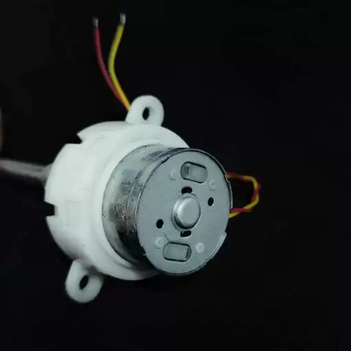 Low Speed White DC Gear Motor Long Shaft 3.7V 15RPM 45mm - Image 4