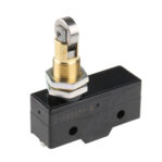 Z-15GQ21-B Limit Switch with Panel Mount Cross Roller Plunger 15A 250VAC