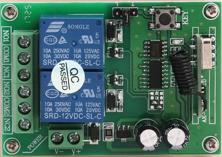 AC DC 12V-220VAC RF Wireless Relay Control Switch 2CH 433MHZ with Remote