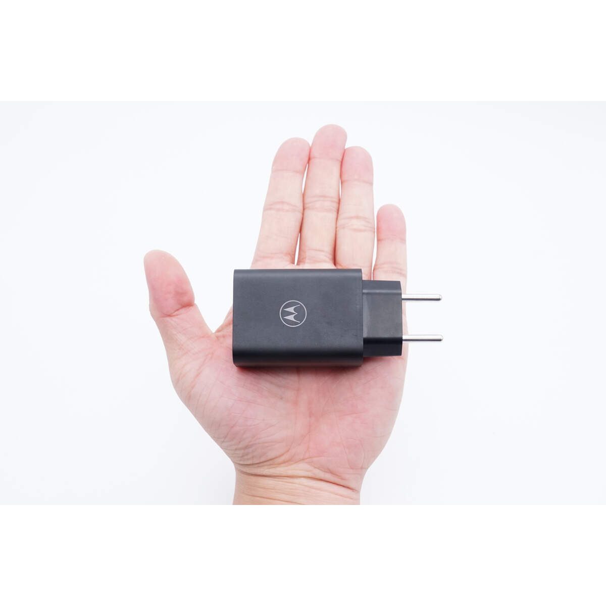 Original Motorola MC-507 USB Charging PLUG with Dual USB Output - Image 4