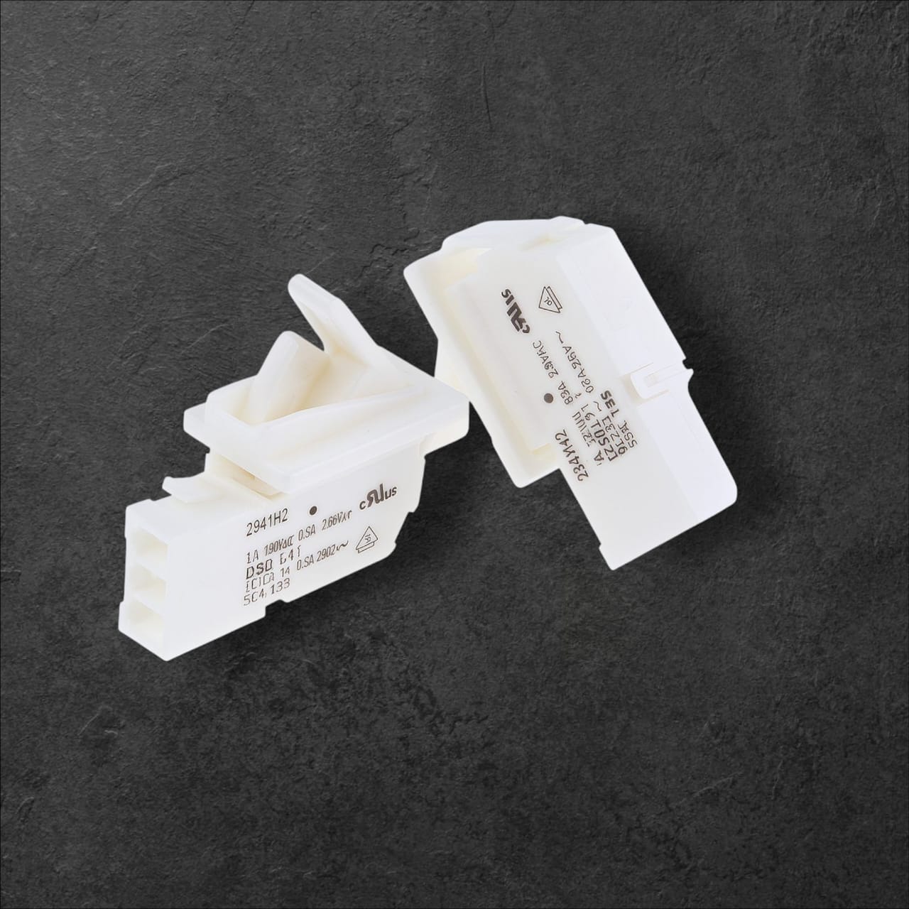 OMRON D3D-211 Door White Micro Switch SPDT 1A 125V 3 Pin - Image 2