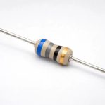 Carbon Resistor 68Ω 0.125W Through Hole