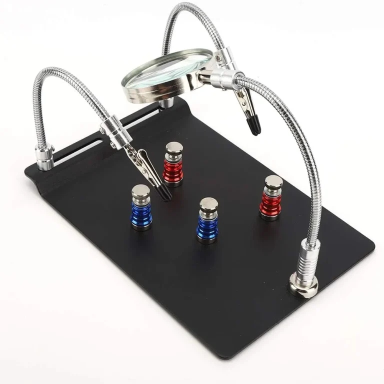 Third Hand PCB Magnetic Plate Clam Holder with Magnifier - Image 2