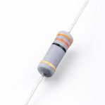 Carbon Resistor 33Ω 2W Through Hole