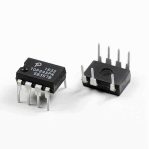 TOP243PN Converter Offline Flyback Topology 5.85V 1.5mA DIP-8B
